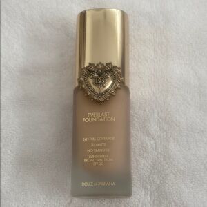 Dolce & Gabbana Everlast Foundation - Gold